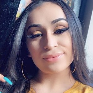 Meet your Posher, Jocelyn